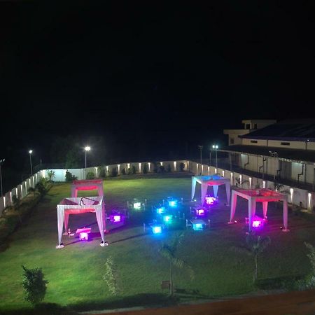 Hotel The Forresta Siliguri Zewnętrze zdjęcie