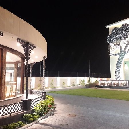 Hotel The Forresta Siliguri Zewnętrze zdjęcie