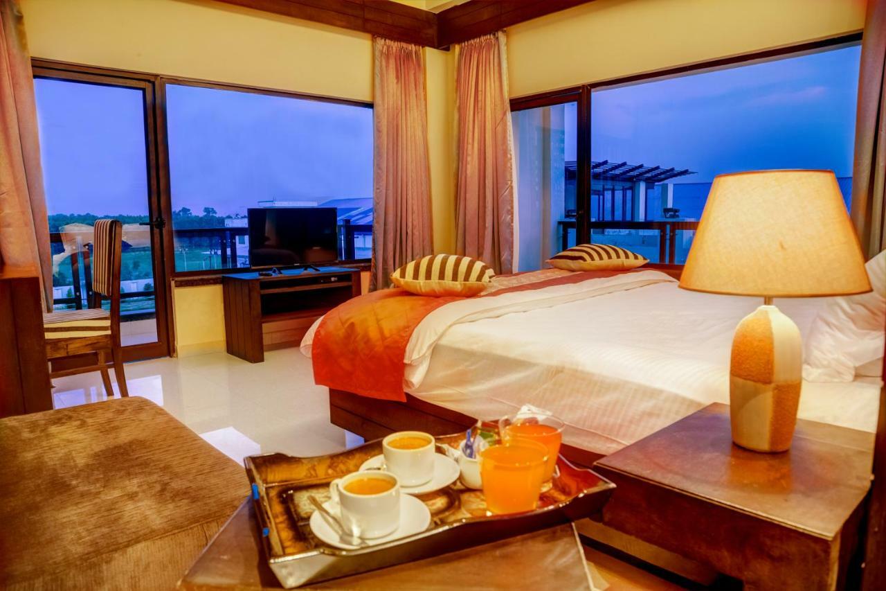 Hotel The Forresta Siliguri Zewnętrze zdjęcie