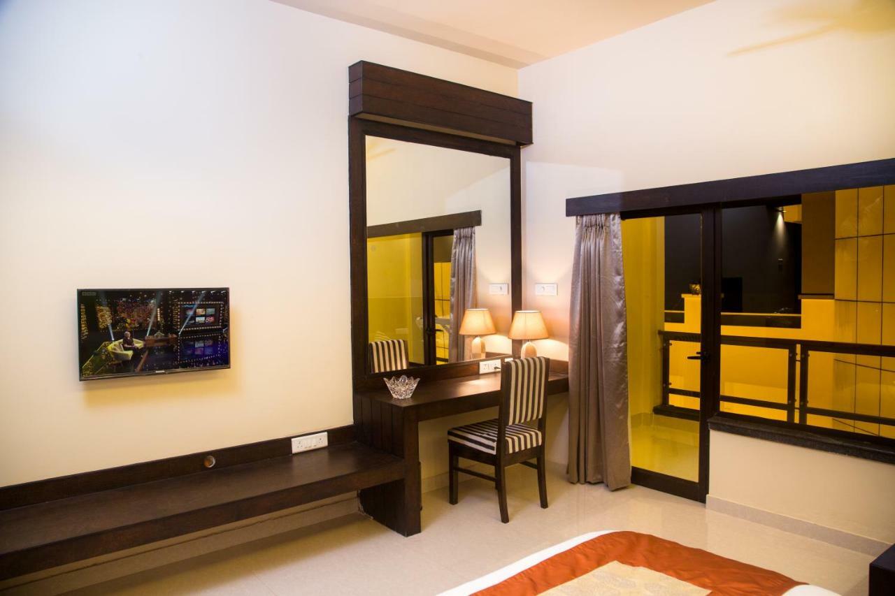 Hotel The Forresta Siliguri Zewnętrze zdjęcie