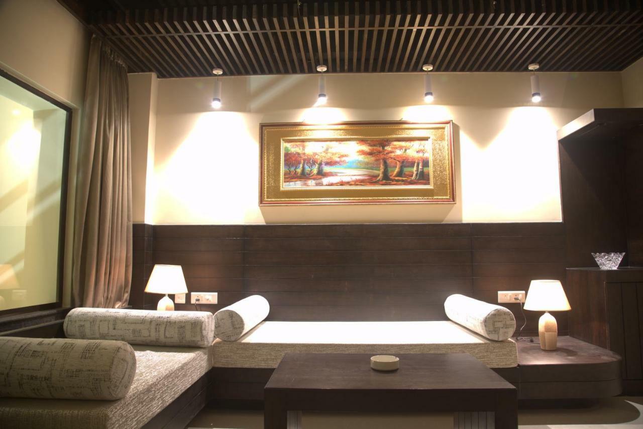Hotel The Forresta Siliguri Zewnętrze zdjęcie