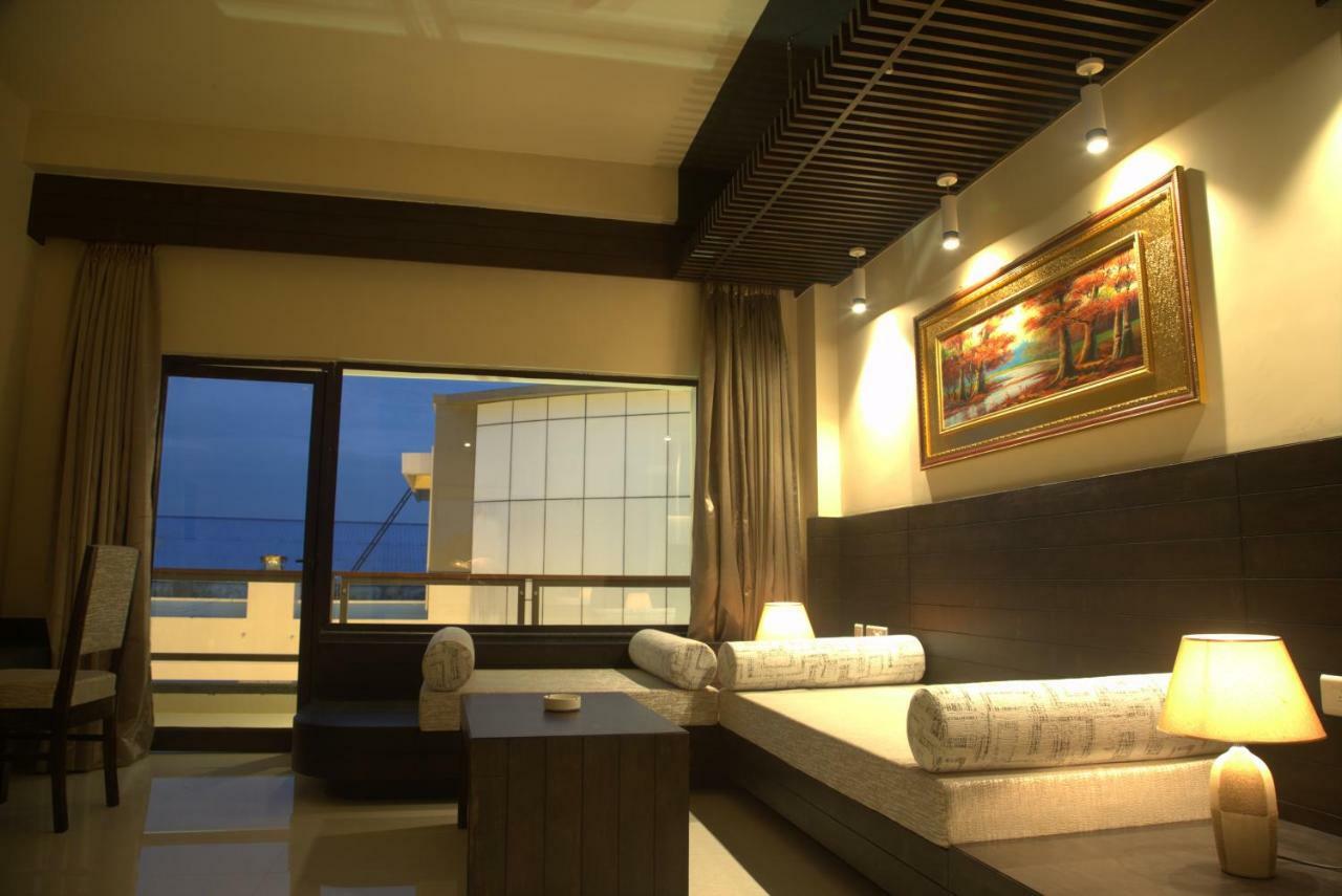 Hotel The Forresta Siliguri Zewnętrze zdjęcie