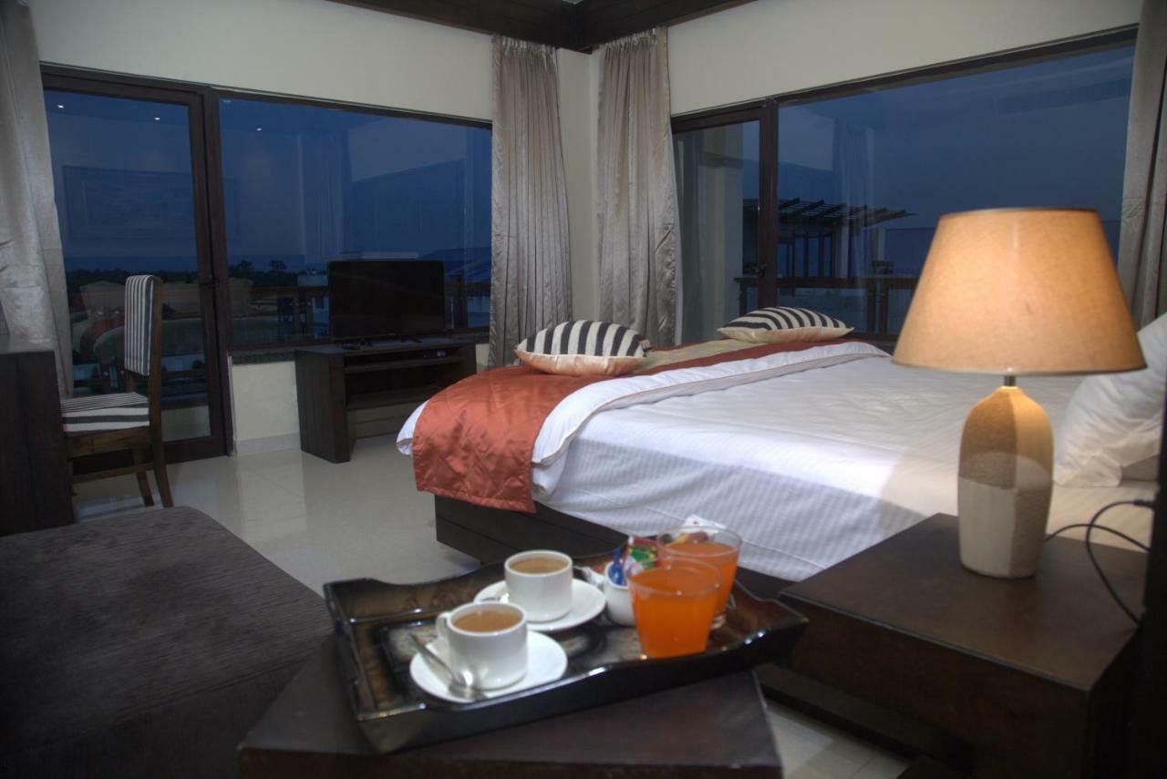 Hotel The Forresta Siliguri Zewnętrze zdjęcie