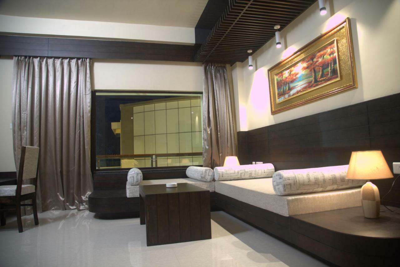 Hotel The Forresta Siliguri Zewnętrze zdjęcie